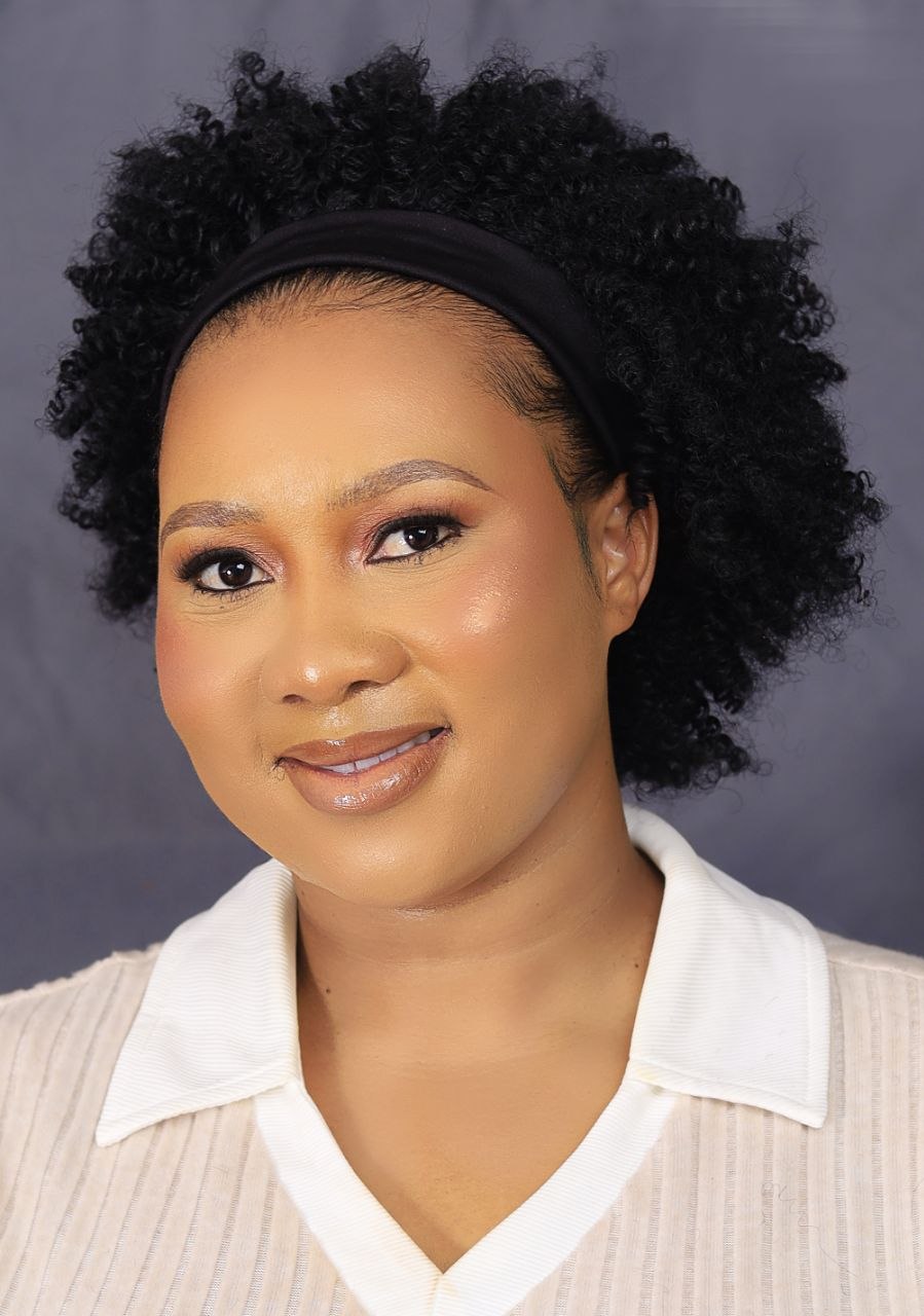 short coiled afro band